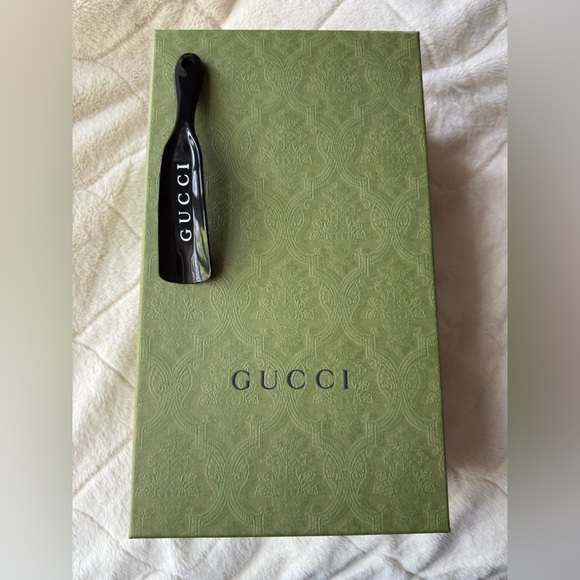 Gucci shoe Box + Gucci Shoehorn. NEW! - Picture 1 of 10